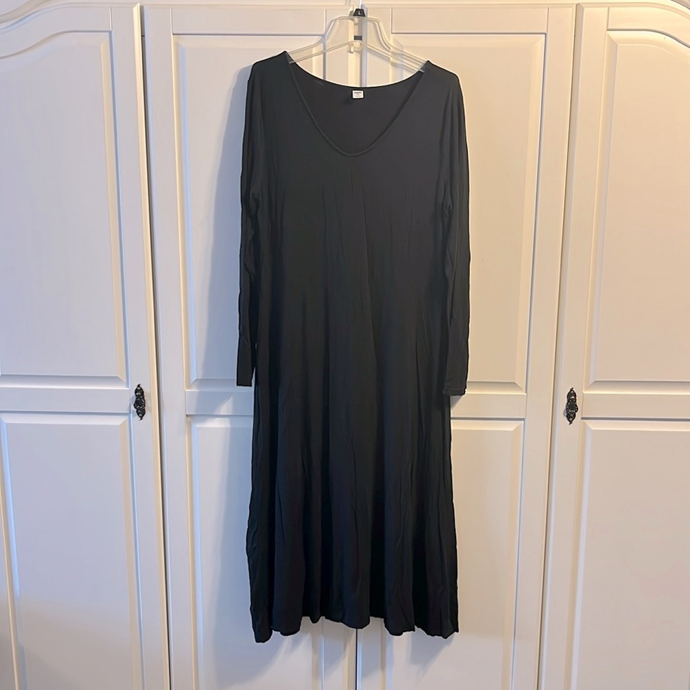 Old Navy Long-sleeve Fit and Flare Knit Dress